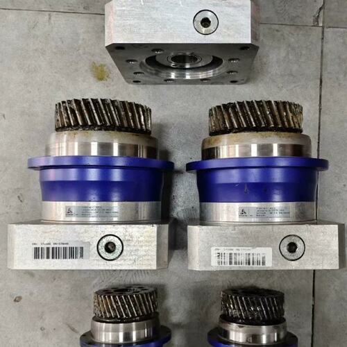 议价非标价减速机 TP 050S-MF1-7-0K0 -2S，T