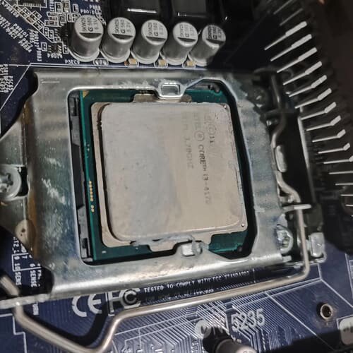 议价H81S主板， I3 CpU，4GTigo内存，带风扇。功能