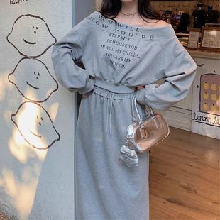 网红穿搭氛围感一字肩收腰短款 女韩系两件套 卫衣女抽绳半身裙套装