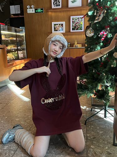 加厚磨毛短袖t恤女宽松亮片上衣