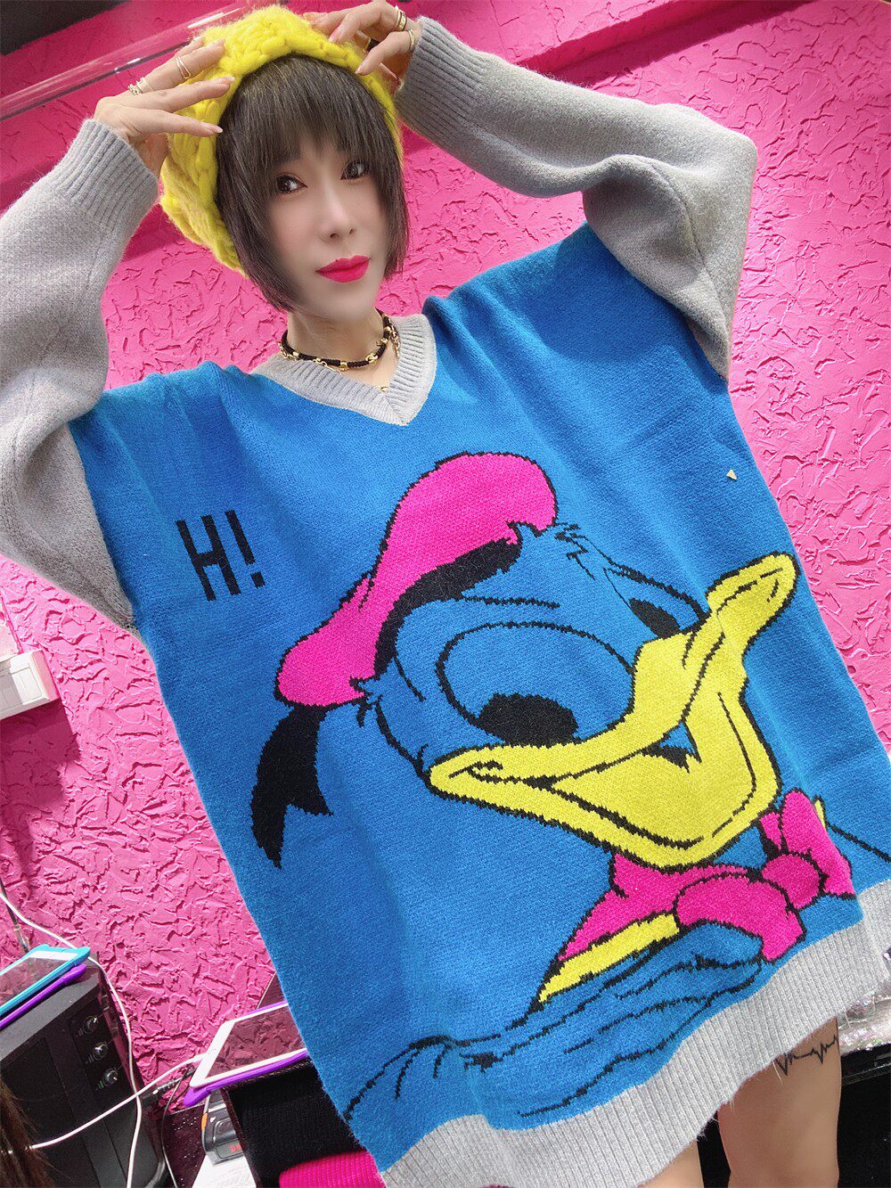 欧货v领套头卡通毛衣冬季女加厚中长款宽松慵懒风显瘦针织衫外套