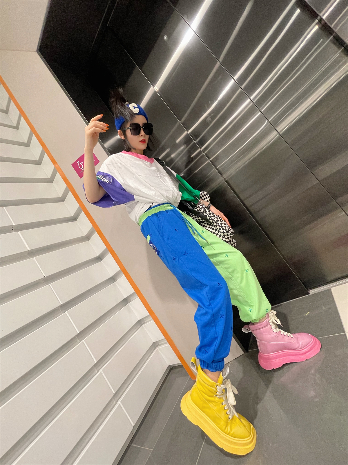 韩国新款宽松运动休闲卫裤女春秋款高腰显瘦bf慵懒风裤子百搭长裤