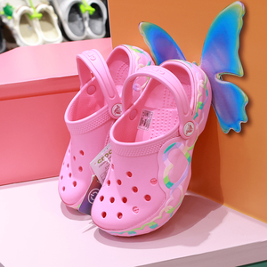 卡骆驰酷闪爱心沙滩洞洞鞋crocs