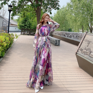 豹纹气质度假风长袖连衣裙女春夏新款及踝大摆拖地宽松大码长裙