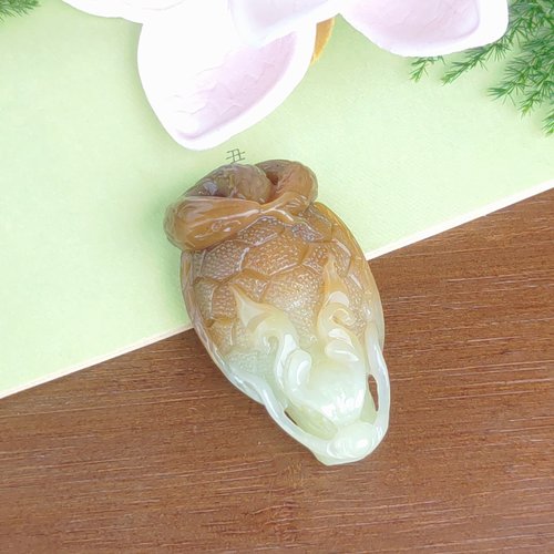 和田玉龙龟手把件玉石雕刻佳选