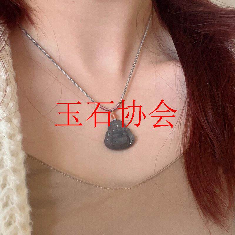 和田玉烟紫色弥勒佛吊坠青海料原石精雕细刻笑佛毛衣项链百搭颈饰