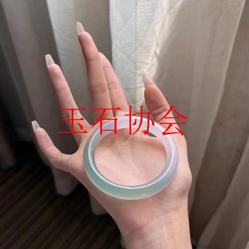 冰种飘蓝绿花手镯冰透渐变美人镯