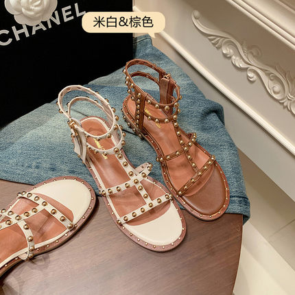 铆钉罗马风真皮低跟凉鞋女鞋露趾多带设计夏季百搭度假鞋款