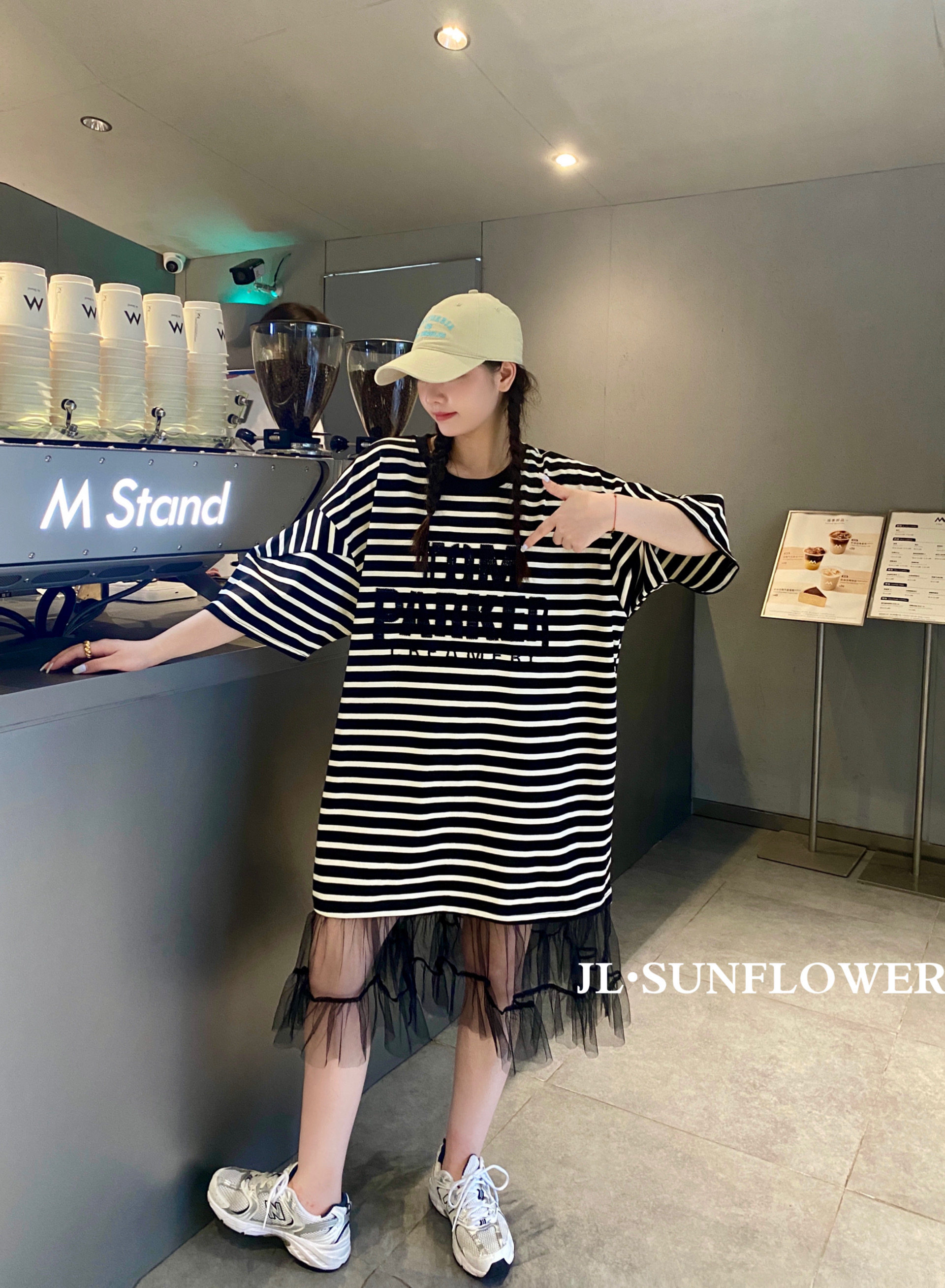 JLSUNFLOWER夏季重工艺短袖大码胖mm条纹针织女士亮片网纱连衣裙