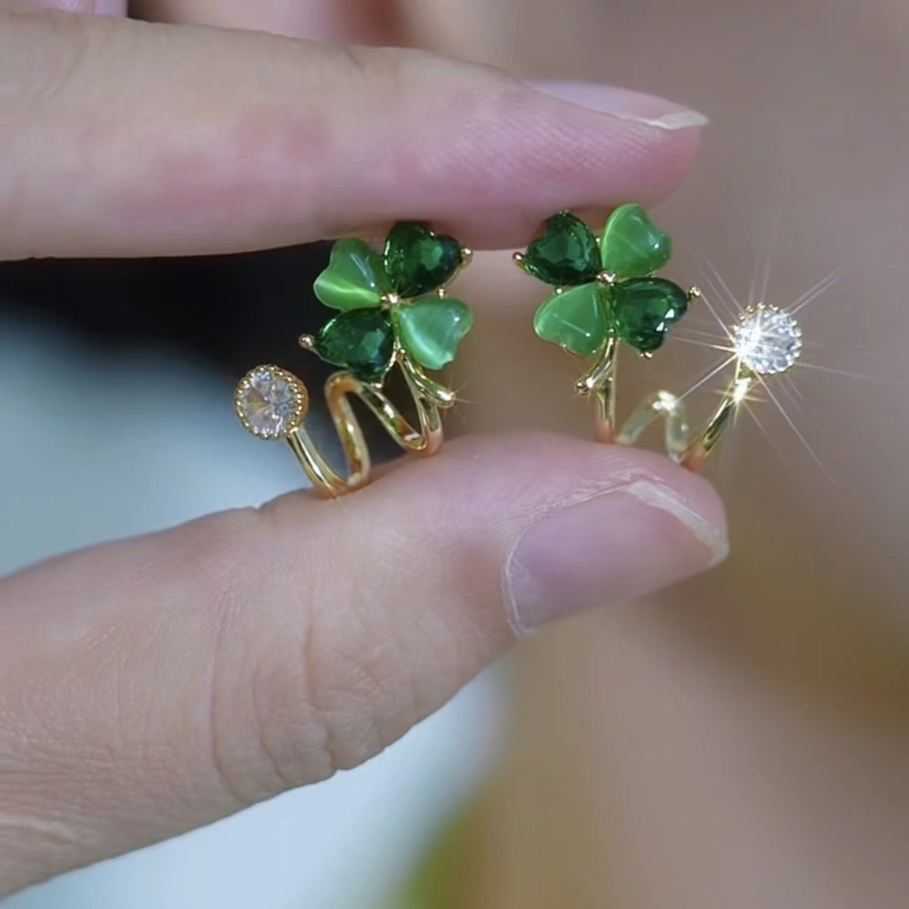 绿色四叶花耳钉女猫眼石耳环