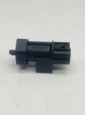 适用华泰特拉卡里程表传感器 转速传感器 迈速表传感器964204A600