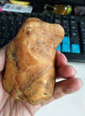 赣江信江籽料水冲黄蜡石细蜡碧玉磨砂胶蜡冻蜡金纹手把摆件金印石