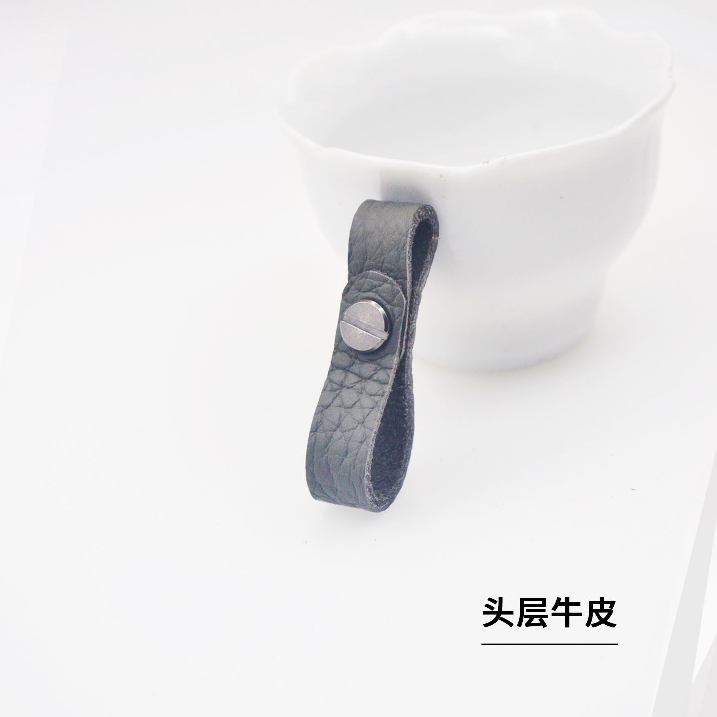真皮汽车钥匙扣加厚皮连接皮带可拆卸不伤车钥便携匙扣牛皮扣链圈