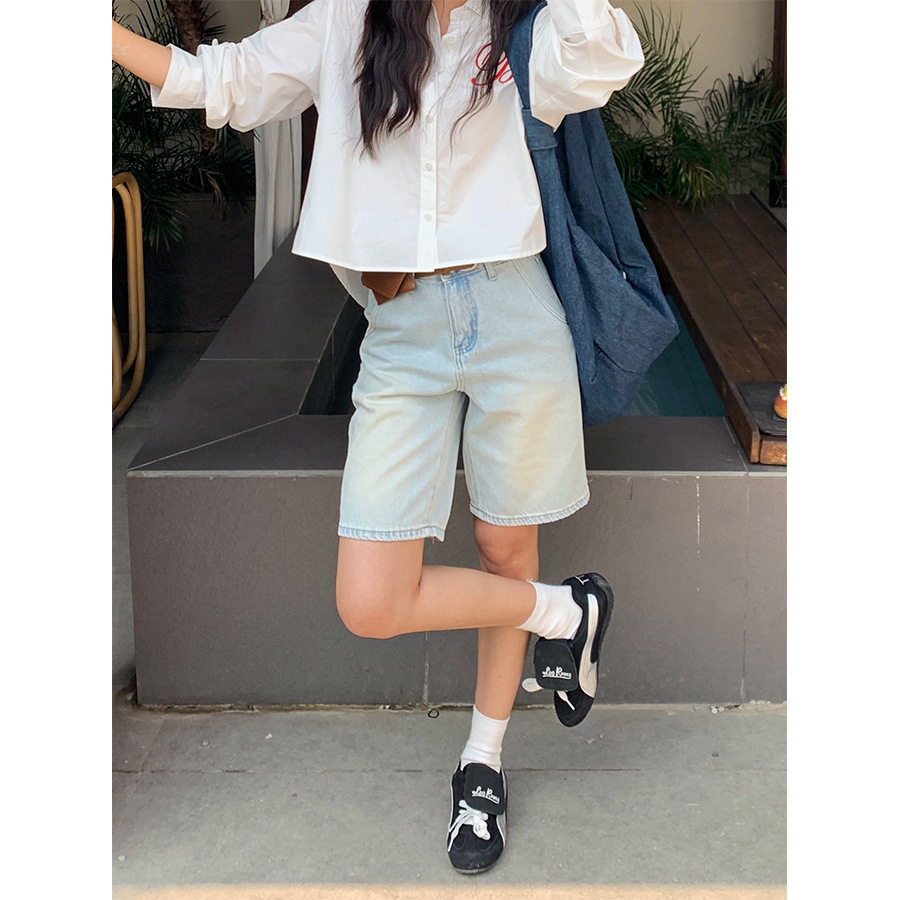 简约金属扣点缀直筒宽松牛仔短裤女2025春款舒适百搭