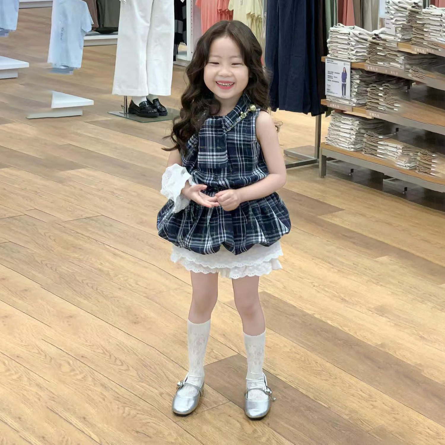 韩版女童2025夏季新款复古格纹无袖花苞短裙宝宝白色蕾丝花边裙裤