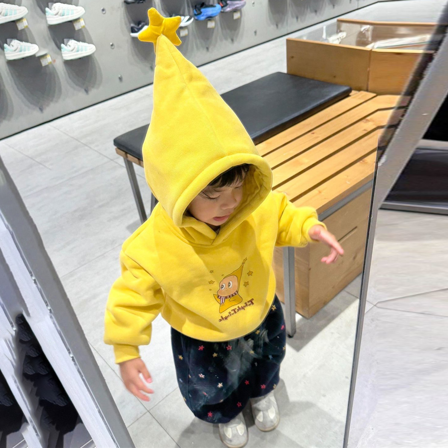 韩版女童2025冬季新款黄色可爱星星人连帽加绒卫衣女孩星星休闲裤