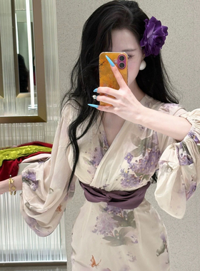 Mimo dk氛围感神明少女碎花连衣裙显瘦温柔仙气v领长裙 墨染紫梦