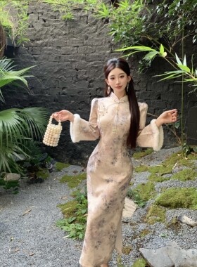 Mimo dk新中式复古改良旗袍女国风气质素雅提花刺绣连衣裙 白茶女