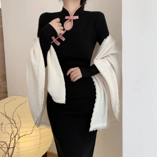 黑色旗袍连衣裙2022秋冬季 新中式 复古改良版 立领温柔显瘦设计感裙