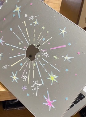 汪三岁原创「炸火花」MacBook保护壳苹果笔记本2024款M4pro14寸16寸air13寸M1/M2/M3保护套配件