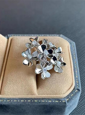 欧美风幸运草戒指女ins轻奢个性时尚花瓣食指戒高级质感手饰直播