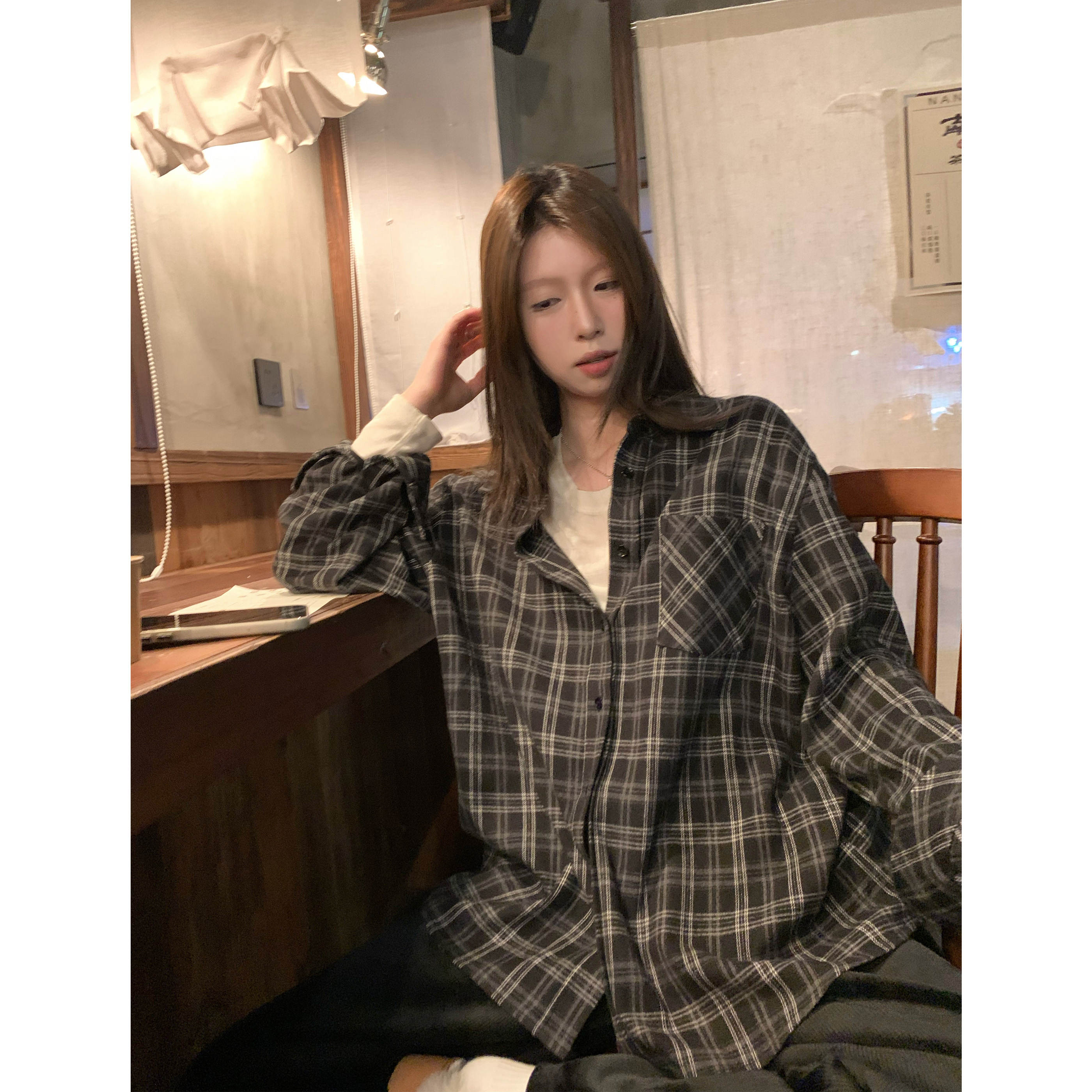 叠穿复古百搭格子长袖衬衫