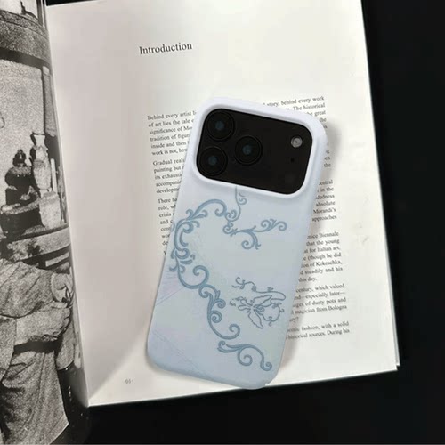 原创复古蓝卷花藤iPhone17pro手机壳磁吸16p软壳亮面14半包壳苹果15promax全包磨砂硬壳适用三星s24S25