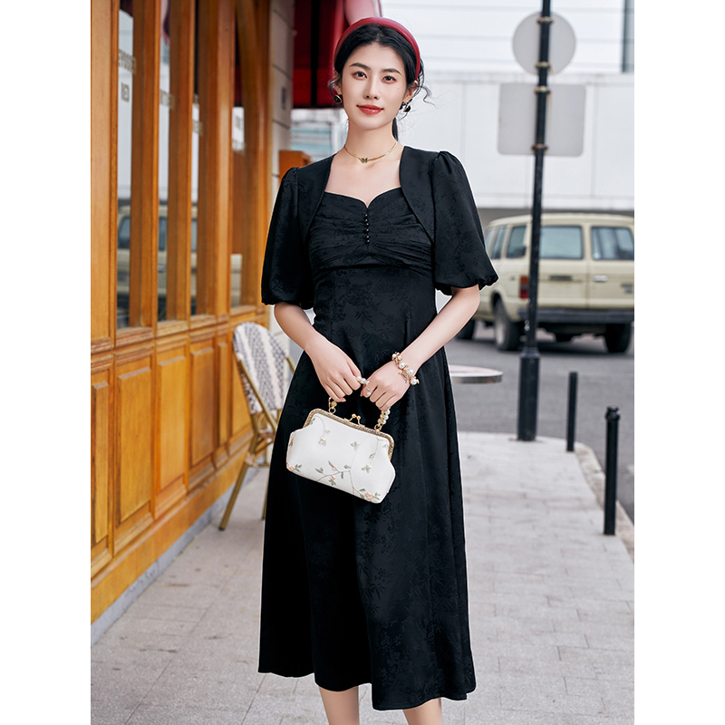 新式国风暗纹提花吊带连衣裙套装