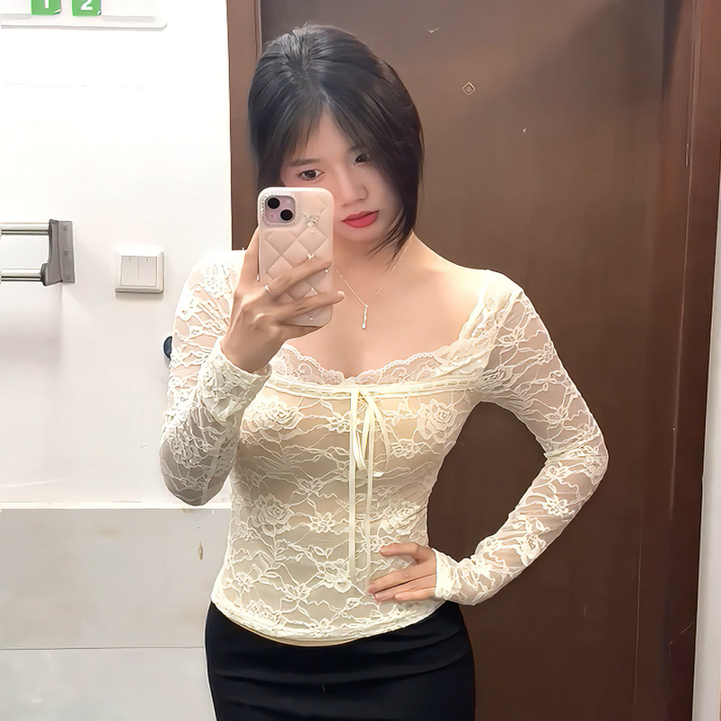 辣妹风纯欲蕾丝拼接长袖雪纺衫