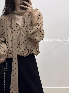 OU港风复古波点植绒衬衫女2025年设计感洋气系带上衣