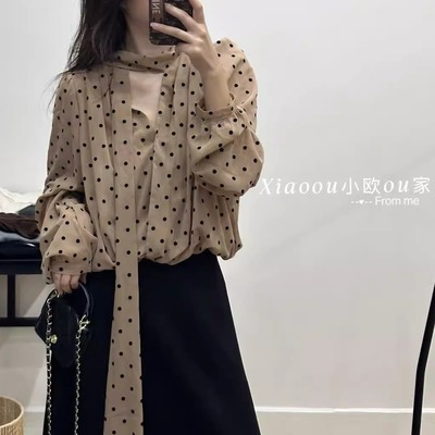 OU港风复古波点植绒衬衫女2025年设计感洋气系带上衣