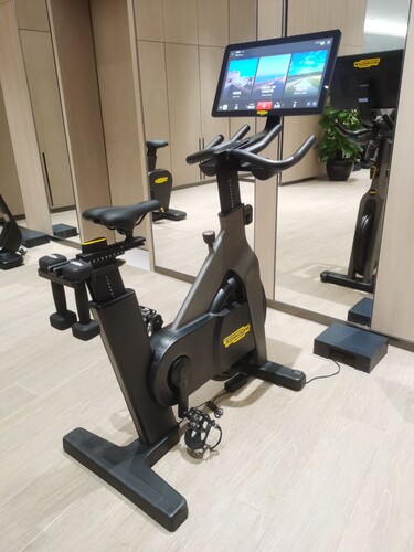 泰诺健TECHNOGYM BIKE大屏动感单车