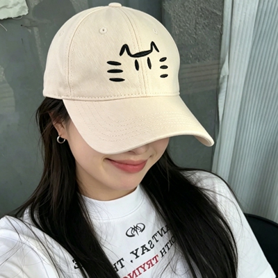 可爱小猫刺绣棒球帽大头围宽帽檐
