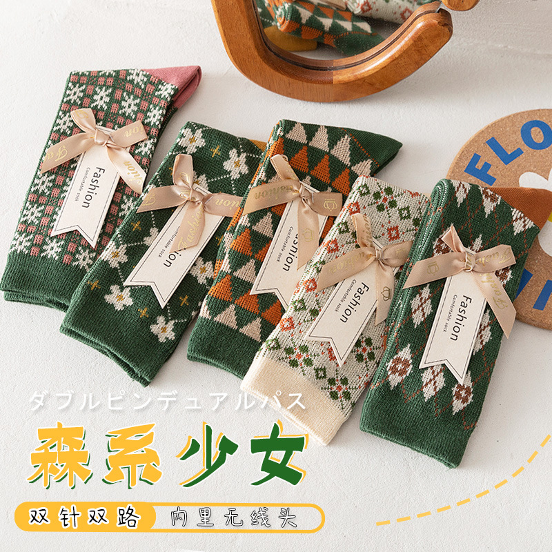 圣诞袜子女中筒袜秋冬季双针双路圣诞礼物无线头冬天高筒长袜批发