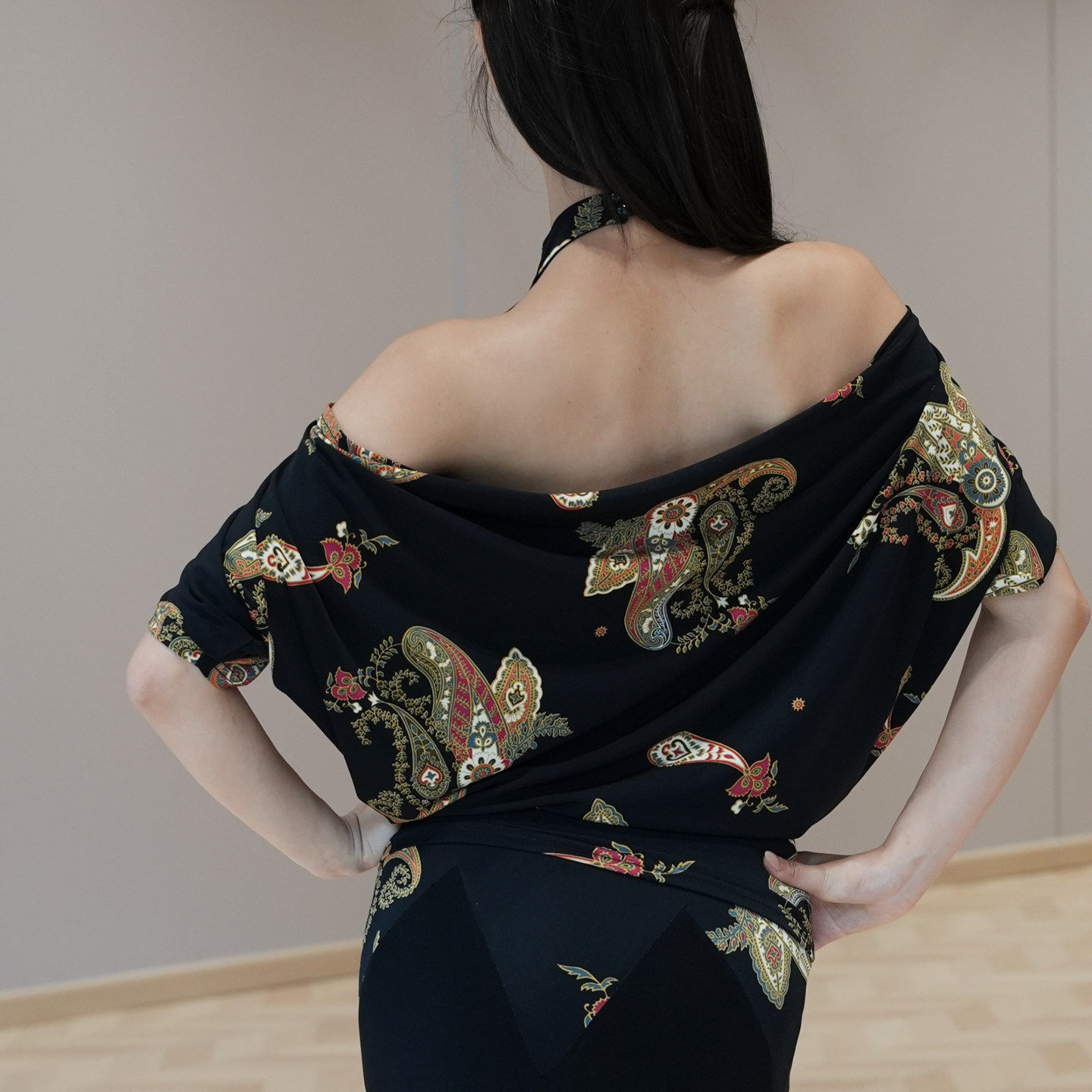 ZS荡领美背 拉丁舞性感修身蝙蝠女中袖练舞上衣摩登舞练功服 Y406