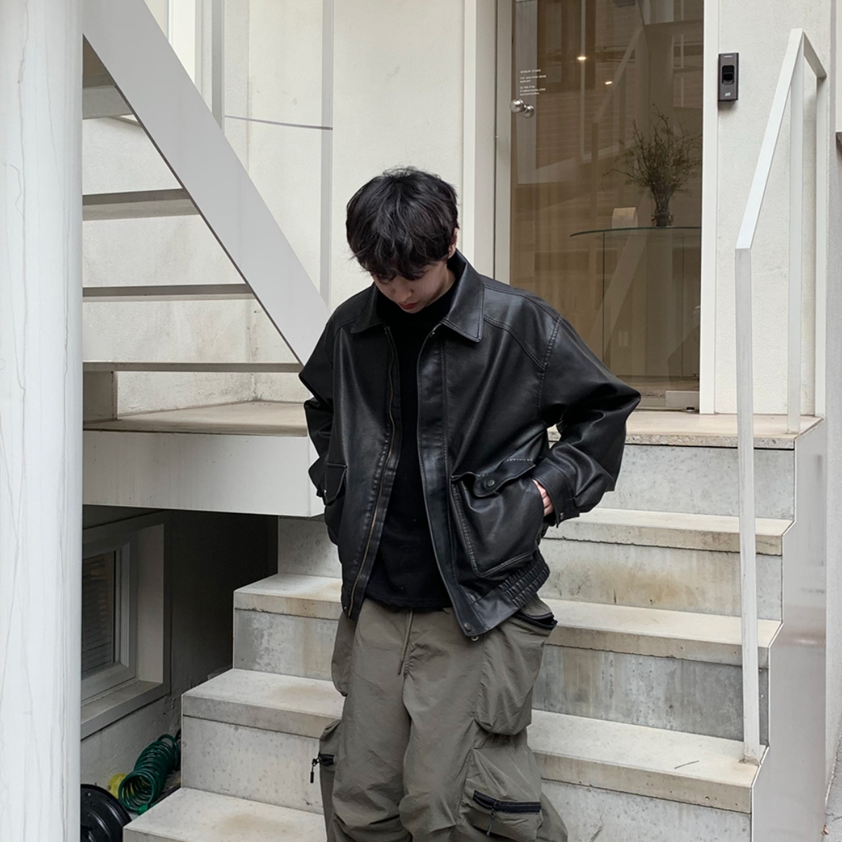 韩国男装翻领复古褪色水洗PU皮衣