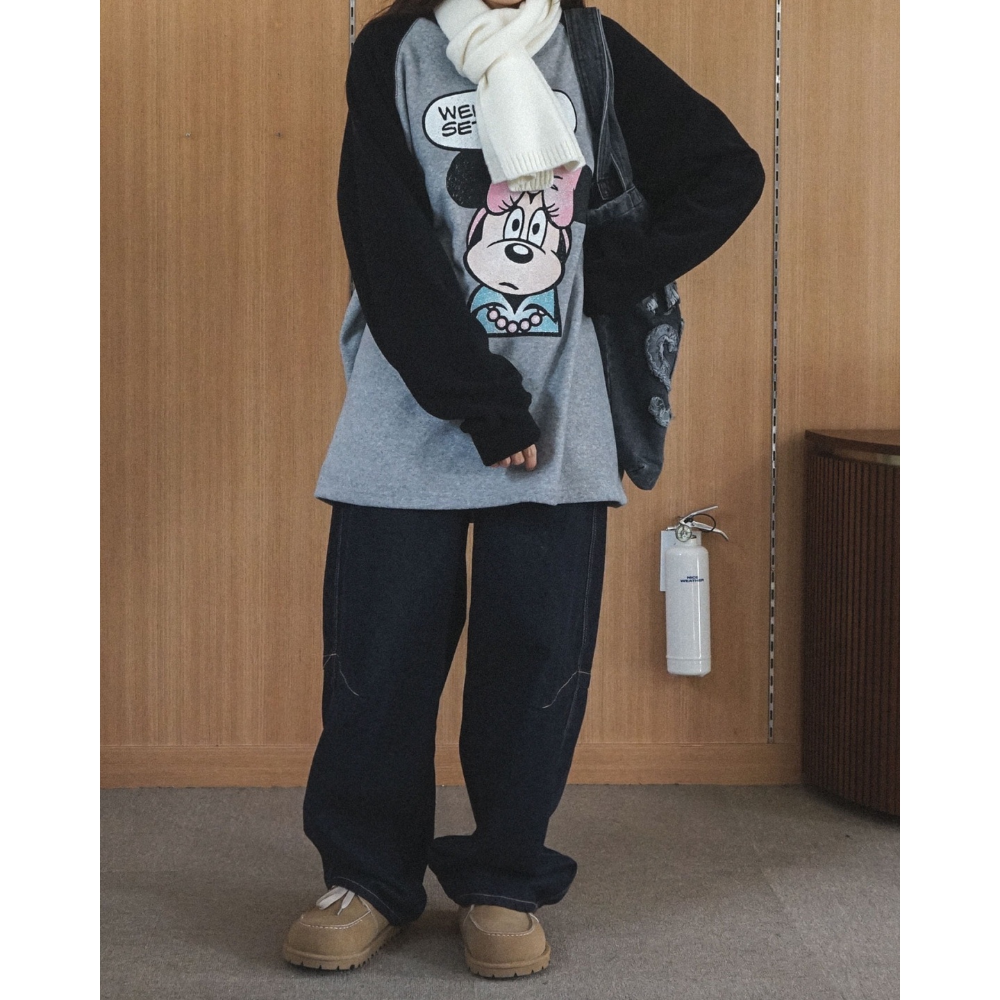 韩国代购加绒撞色插肩迪士尼T恤