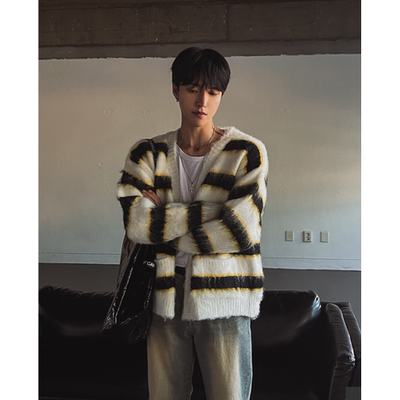 韩国代购直播福利秒杀MATERIAL重工马海毛条纹高档宽松男女开衫