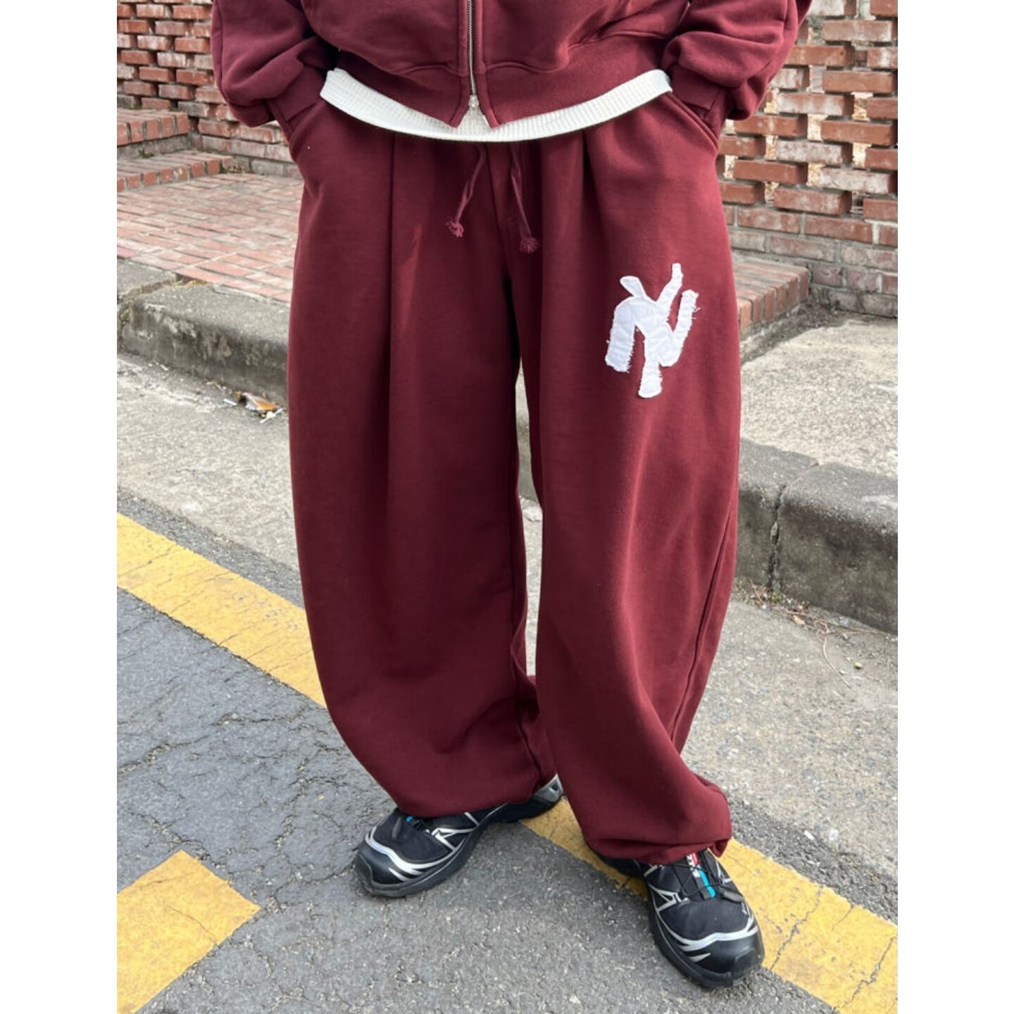 MRDONG韩国代购男装纽约刺绣水洗高密弧形灯笼脚抽绳宽松休闲卫裤