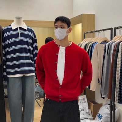 韩国男装纯羊毛圆领全成型开衫