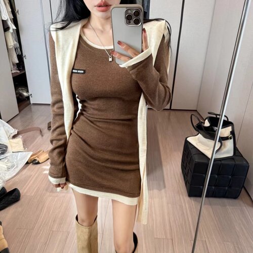2026秋季连衣裙披肩套装女