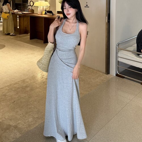 纯欲辣妹露背连衣裙女