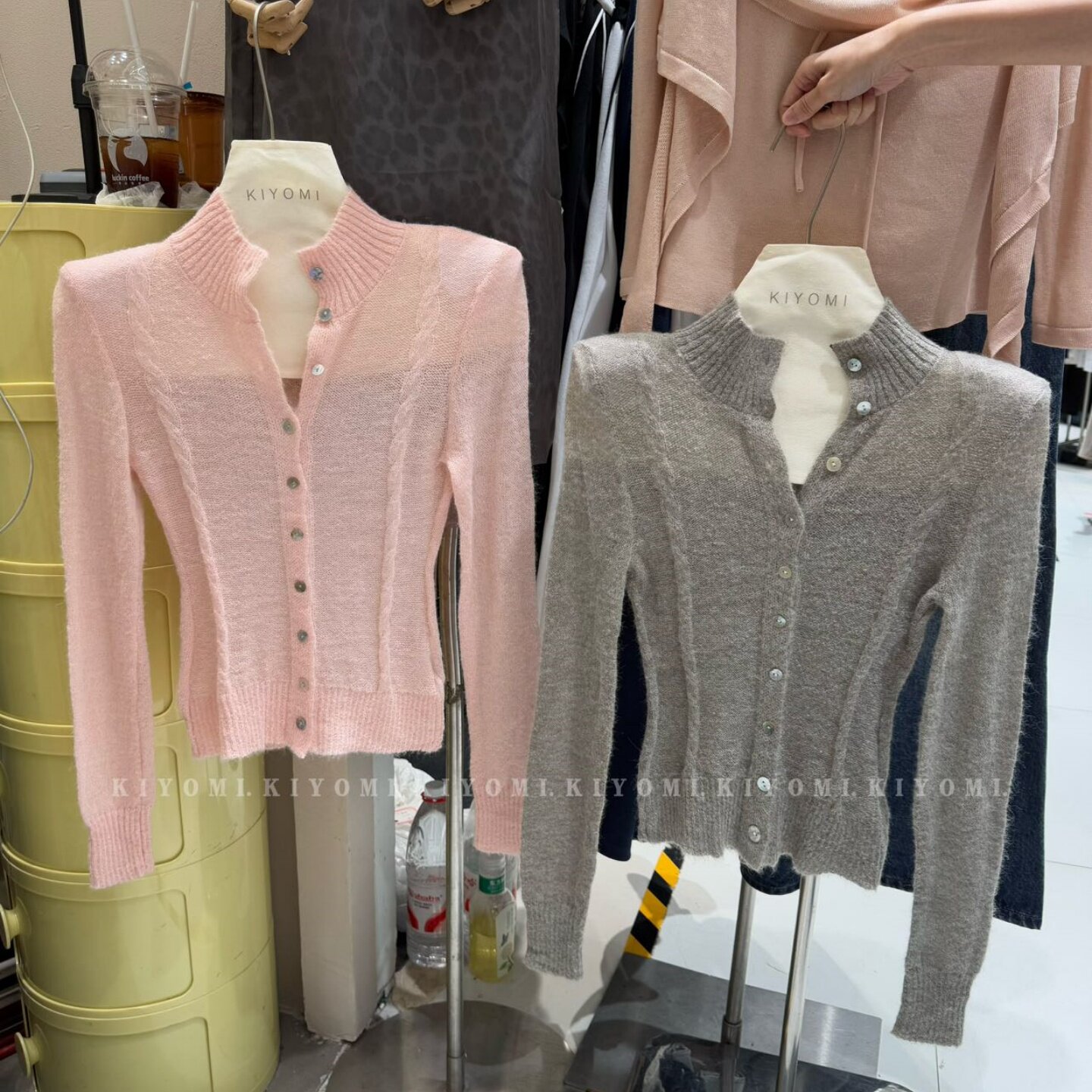 涤纶套头立领长袖针织衫女图片