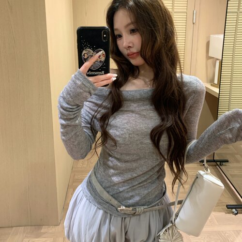 涤纶套头U领长袖T恤女