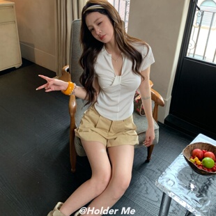 T恤女修身 HOLDER2026夏季 新款 纯欲辣妹纽结V领短袖 上衣 显瘦短款