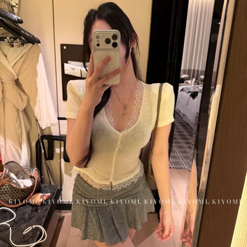 涤纶套头V领蕾丝边短袖针织衫女