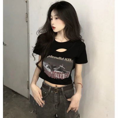 美式复古黑色正肩短袖t恤女夏季不规则修身紧身辣妹短款性感上衣