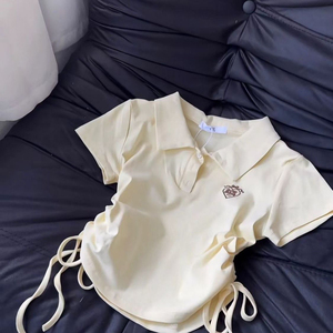 刺绣爱心polo领正肩短袖t恤女夏季设计小众显瘦绑带辣妹短款上衣