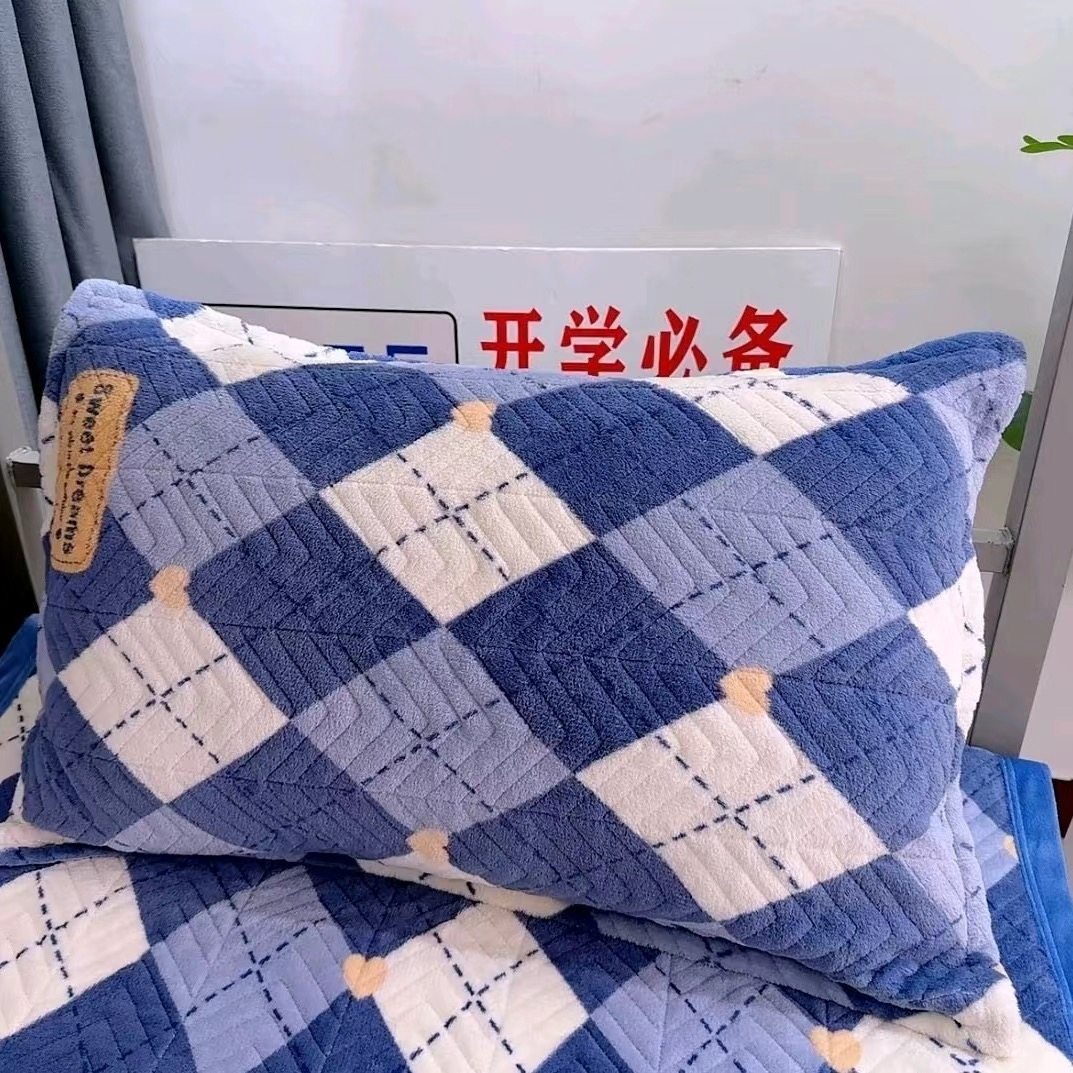 冬季牛奶绒枕巾加厚保暖三件套