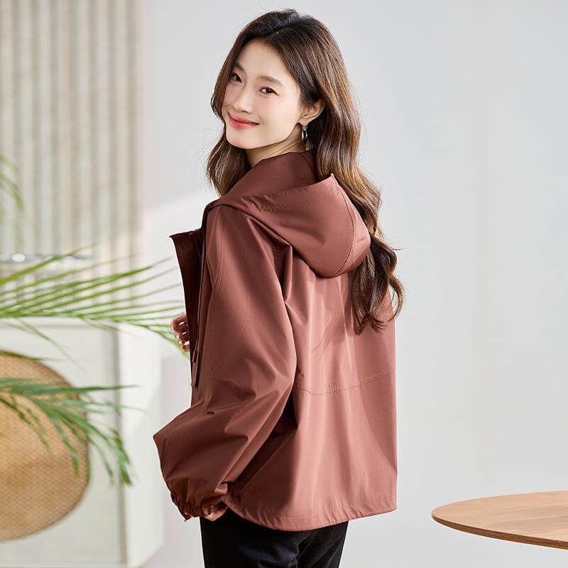 大连码帽2外套女春秋205新款上衣小个子闲时尚休流行爆款短ZLI158